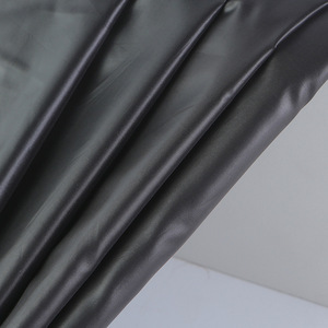 Tissu en <span class=keywords><strong>nylon</strong></span> taffetas <span class=keywords><strong>ripstop</strong></span> imperméable 20D 400T 100% <span class=keywords><strong>nylon</strong></span> pour vestes en duvet - Product Image 2