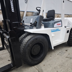 Carretilla Elevadora Diésel TCM 10T 2024 de Cuatro Ruedas con Asiento, Usada, Entrega Rápida, para la Industria Minorista, Transporte de Terreno, Repuestos, 1 Año de Garantía - Product Image 5