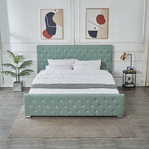 Cama Moderna King Size con Cabecera Tapizada en Terciopelo Verde, Estructura <span class=keywords><strong>de</strong></span> Madera Suave, Estilo Hotel - Product Image 2