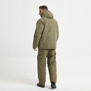 Conjunto de Chaqueta y Pantalones Acolchados de Invierno con Capucha para Hombre SF47 713, Ropa de Exterior de Nailon - Product Image 6