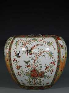 Jarrón <span class=keywords><strong>de</strong></span> Peces/Jardinera/Maceta <span class=keywords><strong>de</strong></span> <span class=keywords><strong>Porcelana</strong></span> <span class=keywords><strong>China</strong></span> Famille Rose, Maceta <span class=keywords><strong>de</strong></span> Cerámica con Paneles <span class=keywords><strong>de</strong></span> Rosas Pintadas a Mano, <span class=keywords><strong>Canton</strong></span>/Medallón <span class=keywords><strong>de</strong></span> Rosas - Product Image 4