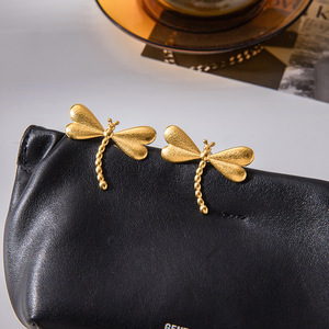 Pendientes de Libélula, Chapados en Oro de 18K, Acero Inoxidable, Diseño de Insecto, Joyería de Moda para Mujer - Product Image 4