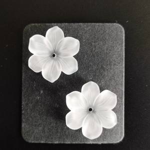 F167 20mm Hecho a mano Flor de cuarzo esmerilado de seis pétalos - Product Image 3