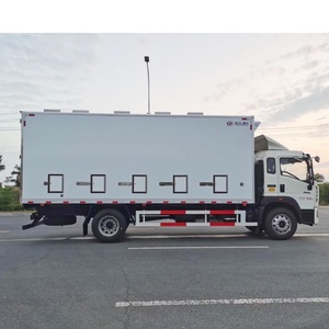 Camión de Transporte de Pollitos de un Día SINOTRUK 4x2 con Caja de Carga Aislada, Camión para el Transporte de Pollitos Bebés, Vehículo para Pollitos de un Día - Product Image 5