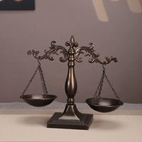 Ornement d'équilibre créatif, style vintage, en métal, bijoux Libra, balance de la justice, balance de poids antique