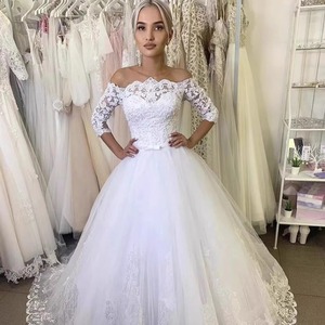 <b>Lace</b> Wedding Dress Ball Gown Tulle Off Shoulder Scalloped Neckline <b>White</b> Vintage Style Natural Waistline - Product Image 1