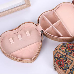 Bague et boucles d'oreilles à la mode, étui multifonctionnel et exquis de stockage portable écologique liège rétro imprimé boîte à bijoux/ - Product Image 3