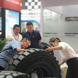 ยางรถบรรทุกยี่ห้อจีนที่ดีที่สุด 650R16LT 1100r20 13r22.5 1200R20 900R20 ราคาถูก 12 00R24 650R16LT 1100r20 13r22.5 1200R20 - Product Image 1