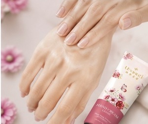 ครีมทามือนาวาสุขอน ลาสซี่ ไพรเวท เลเบล มินิแฮนด์ครีม ครีมบำรุงผิวสมุนไพรเพื่อการดูแลผิวมือทุกวัน - Product Image 5
