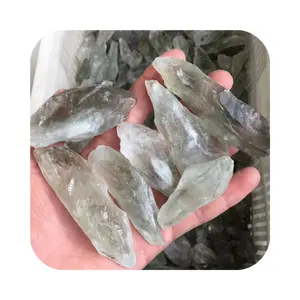 Venta al por mayor de piedras preciosas naturales para meditación curativa piedras preciosas de cristal verde prasiolita piedras en bruto para la decoración del hogar fengshui