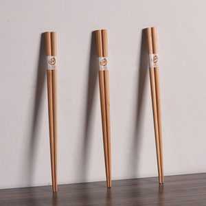 ตะเกียบไม้คุณภาพสูง ตะเกียบลายดอกบัวสี่เหลี่ยม ขายส่ง รับทำโลโก้ ตะเกียบไม้สำหรับใช้ใ<span class=keywords><strong>น</strong></span>ครัวเรือ<span class=keywords><strong>น</strong></span>และร้า<span class=keywords><strong>น</strong></span>อาหาร - Product Image 5