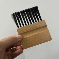 Brosse de nettoyage de plaque de base de softball et de baseball avec manche en bois et poils en PP doux, personnalisable avec logo, pour arbitre
