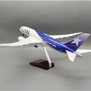 Modèles d'avions Boeing 787 AIR à l'échelle <span class=keywords><strong>1</strong></span>:130 (43 cm) avec roues et lumières LED, design personnalisé de luxe, en vente - Product Image 1