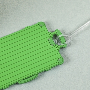 Giá bán buôn tùy chỉnh dập nổi Silicone Tên tag PVC hành lý tag màu sắc tươi sáng mềm nhựa túi không thấm nước Tag cho vali - Product Image 2