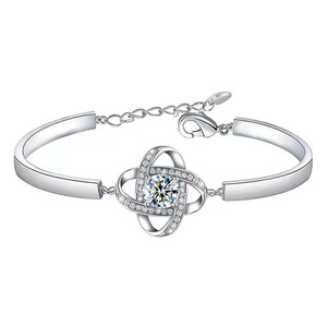 Aihitero Brazalete <span class=keywords><strong>de</strong></span> Oro Rosa con Flores y Mensaje 'Siempre <span class=keywords><strong>Mi</strong></span> Hermana, Siempre <span class=keywords><strong>Mi</strong></span> <span class=keywords><strong>Amiga</strong></span>', 18cm <span class=keywords><strong>de</strong></span> Largo, con Circonita Cúbica, para Mujer - Product Image 2