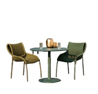 Ensemble de table et chaises de jardin en aluminium avec corde tressée, design moderne, durable et imperméable, empilable