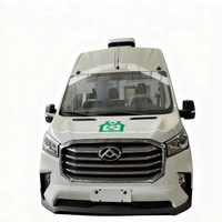 Nouveau véhicule médical mobile JMC SAIC Maxus V90 rouge diesel, équipement médical, transmission automatique, EURO 5