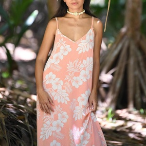 ชุดเดรสลำลองฤดูร้อนขายดี ชุดเดรสชายหาด ผ้าเนื้อนุ่ม สวมใส่สบาย ลายฮาวาย ชุดเดรสยาวปานกลาง - Product Image 3