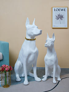 Statua in Resina di Doberman Inu a Grandezza Naturale, Realistica e Dettagliata, Decorazione Unica per <span class=keywords><strong>la</strong></span> Casa, Opera d'Arte Creativa - Product Image 1