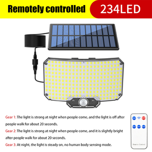 مصباح شارع <span class=keywords><strong>LED</strong></span> شمسي مقاوم للماء IP65 بدرجة حرارة لون 6000K مع مستشعر حركة وجهاز تحكم عن بعد للحدائق الخارجية - Product Image 6