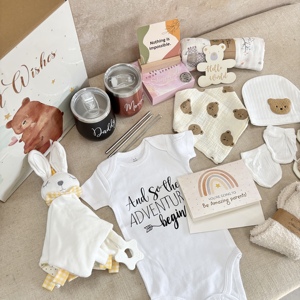 Ensemble cadeau de vêtements <span class=keywords><strong>pour</strong></span> bébé nouveau-né comprenant un bavoir triangulaire, des chaussettes, une serviette de bain, une couverture confortable - en coton - Product Image 4