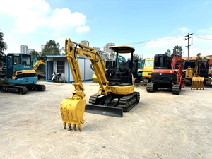 EPA CE Certified Used 2 Ton Mini Crawler Excavator Second-Hand Komatsu PC20 Excavators KYB Hydraulic Pump Thumb Attachment - Product Image 5