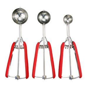 BuyTuy Cuillère à glace en acier inoxydable avec poignée rouge, facile à démouler, pour glace, fruits, desserts, fonctionnement manuel - Product Image 5