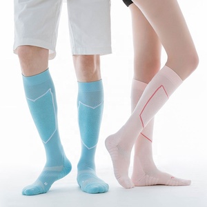 Adolescent Enfants Jeunesse Unisexe <span class=keywords><strong>Escrime</strong></span> <span class=keywords><strong>Chaussettes</strong></span> Professionnel Épaissie Serviette Bas Sport <span class=keywords><strong>Chaussettes</strong></span> De Compression Sports De Plein Air - Product Image 1