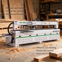Machine de découpe CNC avec table à vide et système de collecte des poussières pour le traitement des panneaux de bois