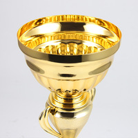Personnaliser des trophées sportifs universels haut de gamme en métal avec logos exclusifs. Convient aux événements. Vente en gros disponible.