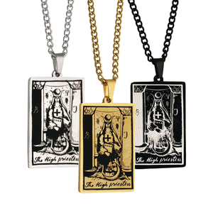 Venta al por mayor joyería espiritual oculta para mujeres chapado en oro de acero inoxidable Alta Sacerdotisa Tarot tarjeta encanto circón Color plata - Product Image 1