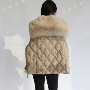 Piumini e giacche popolari alla moda in <span class=keywords><strong>pelliccia</strong></span> sintetica a maniche lunghe da donna - Product Image 5