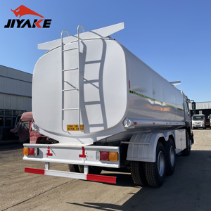 HOWO bonne qualité meilleur prix 12000 <span class=keywords><strong>litres</strong></span> <span class=keywords><strong>3000</strong></span> gallons camion-<span class=keywords><strong>citerne</strong></span> de <span class=keywords><strong>mazout</strong></span> camion-<span class=keywords><strong>citerne</strong></span> camion de transport - Product Image 6