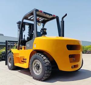 Carretilla elevadora diésel de cambio lateral <span class=keywords><strong>SNSC</strong></span> de 7 toneladas <span class=keywords><strong>FD70</strong></span> con caja de cambios de núcleo de mástil completamente libre Triplex para restaurantes y granjas - Product Image 3