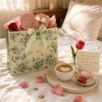 Luxe papieren cadeauzak met handvat, hete-druk bedrukking in Chinese stijl voor verjaardag, Valentijnsdag, winkelen, groothandel papieren verpakkingszak