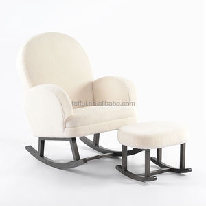Silla mecedora ajustable para recién nacidos con cojín boucle y reposapiés para madres lactantes - Product Image 1