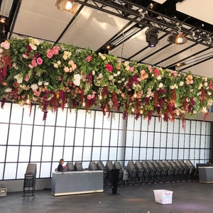 結婚式の装飾結婚式のステージの装飾のための天井の緑の植物をぶら下げている造花の壁の花 - Product Image 3