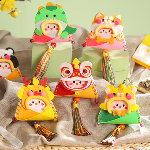 Sachets mignons en tissu non tissé, pendentifs anti-moustiques et apaisants, ornements pour sacs à dos d'étudiants, sachets de sécurité portables - Product Image 1
