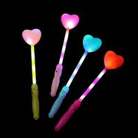 Bâton lumineux LED coloré, bâton lumineux féerique, cône lumineux clignotant pour concerts vocaux, soirées, bâton lumineux LED pour encourager