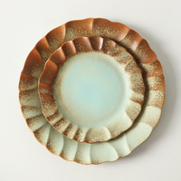 Service de vaisselle en céramique de luxe avec motif floral pour restaurant, assiettes en porcelaine, vaisselle en céramique pour usage hôtelier