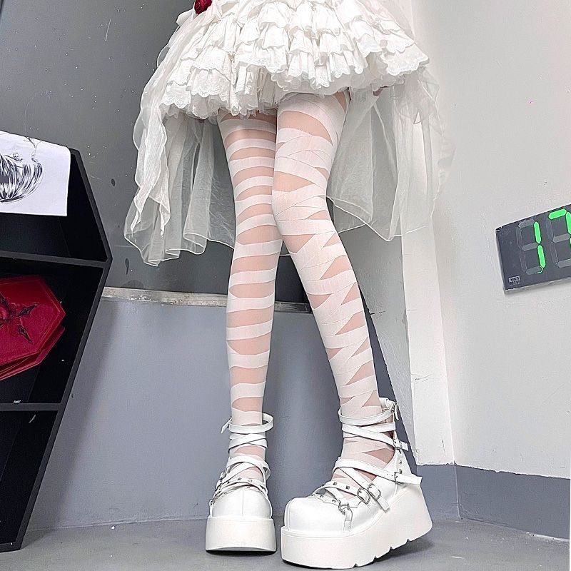 White jumpsuit with laces