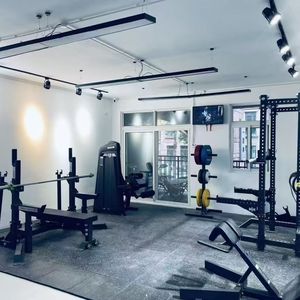 Máquina de Fitness Comercial de Alta Resistencia, Combo de Banco y Soporte para Sentadillas para Entrenamiento de Cuerpo Completo - Product Image 4