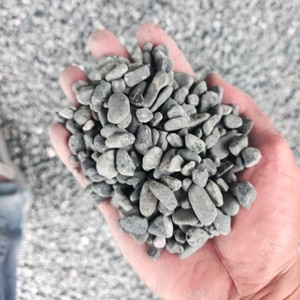 Natural Tumbled <b>Stone</b> Pebble Gravels Landscaping Crushed <b>Stone</b> Pebble <b>Stone</b> for Paving Landscaping Decoration Tumbled Pebbles - Product Image 2