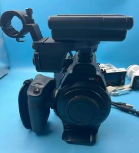 Caméra cinéma Canon EOS C300 Mark I d'occasion, en promotion, prête à être expédiée, Super35 Full HD, MXF 4:2:2, double fente CF, double XLR - Product Image 2