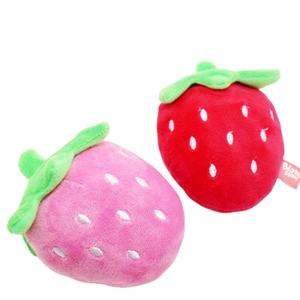 ของเล่นสุนัขแบบขายส่ง ของเล่นบีบมีเสียง น่ารัก ตุ๊กตาสตรอว์เบอร์รี่สีแดงชมพู ของเล่นสัตว์เลี้ยงแบบตุ๊กตา ของเล่นเคี้ยวสำหรับสุนัข ของเล่นสำหรับสุนัขเล่นและกัดแทะ อุปกรณ์สำหรับสัตว์เลี้ยง - Product Image 4
