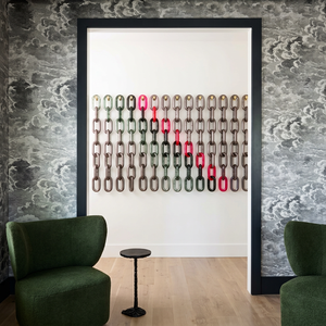 <b>Resin</b> Chain Link Wall Sculpture Artistic Home Decoration Irregular Shape Handmade Colorful Gradient Design - Product Image 1