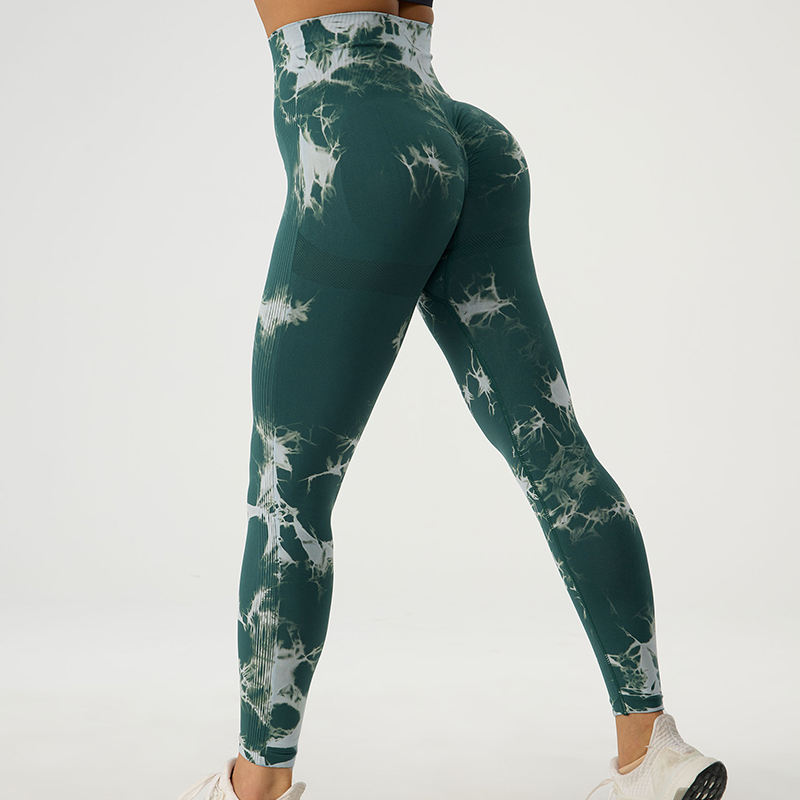 Tie-dye dark green