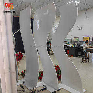 ฉากหลังเหล็กทรงโค้ง 3 มิติ รูปทรงคลื่นเรียบเนียน พร้อมดีไซน์กระจกสะท้อนแสง ขนาดปรับแต่งได้ - Product Image 5