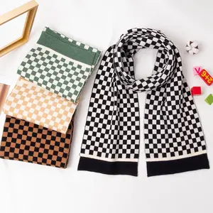 Wholesale customized checkerboard scarf for women 2024 winter new style plaid warm black white plaid neck scarf knitted scarf