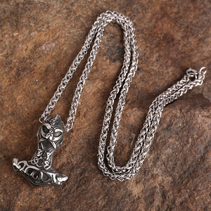 Collier Viking en Acier Inoxydable 316L avec Pendentif Marteau de <span class=keywords><strong>Thor</strong></span>, Bijoux Punk, Longueur de Chaîne Personnalisable pour Hommes, Vente en Gros - Product Image 3